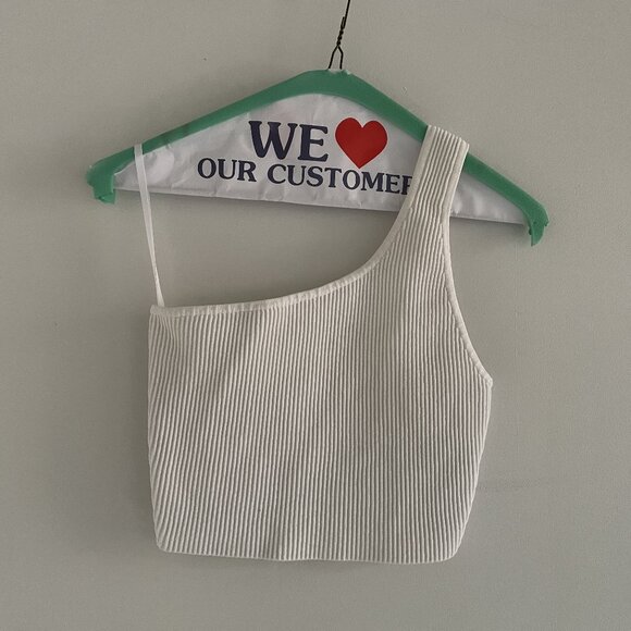 Aritzia Babaton Sculpt Knit One-Shoulder Cropped Tank in White - Picture 3 of 6